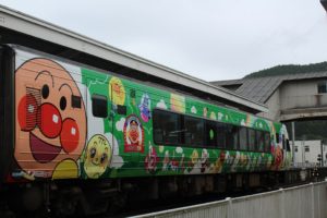 土讃線アンパンマン列車（グリーン）